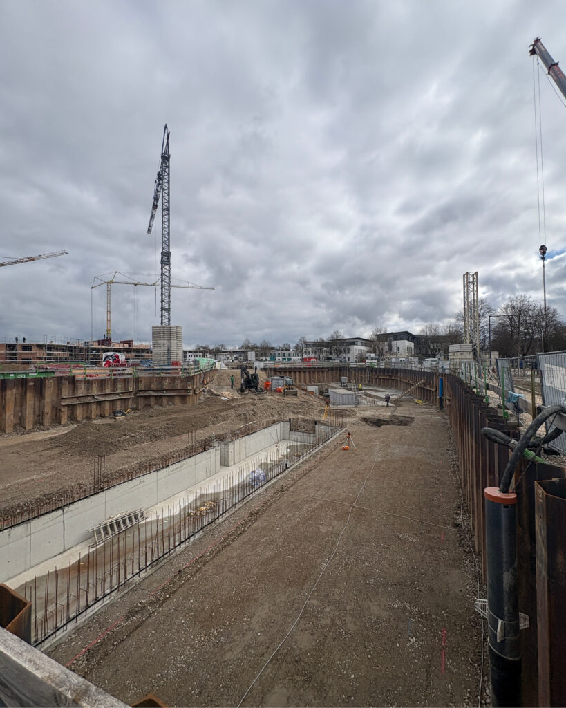 Baufortschritt Illerpark Living Neu-Ulm Kranaufstellung